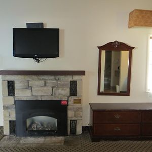 Double Queen Room Firplace